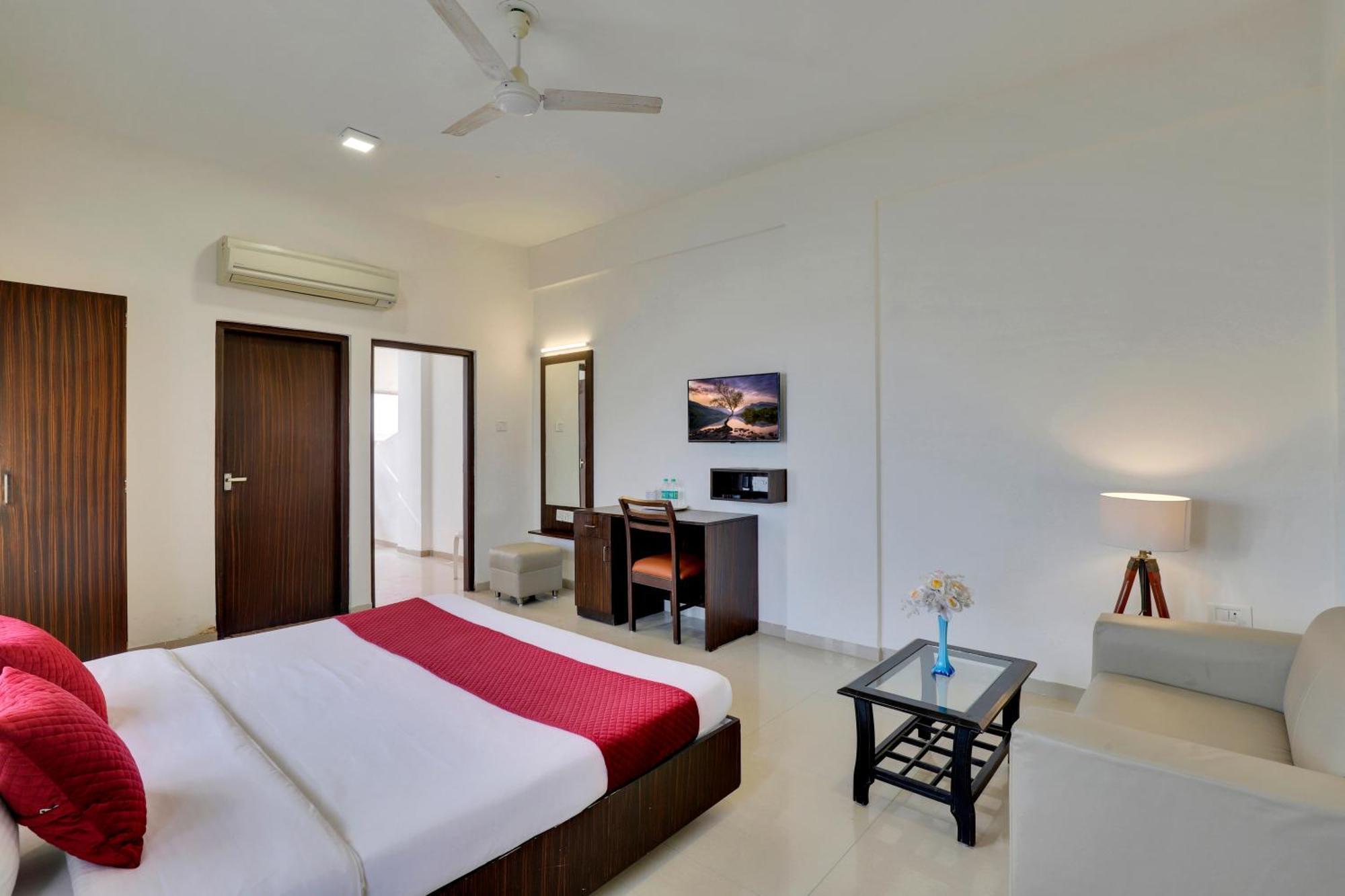 Goverdhan Greens Resort Dwarka L Hotels In Dwarka Esterno foto