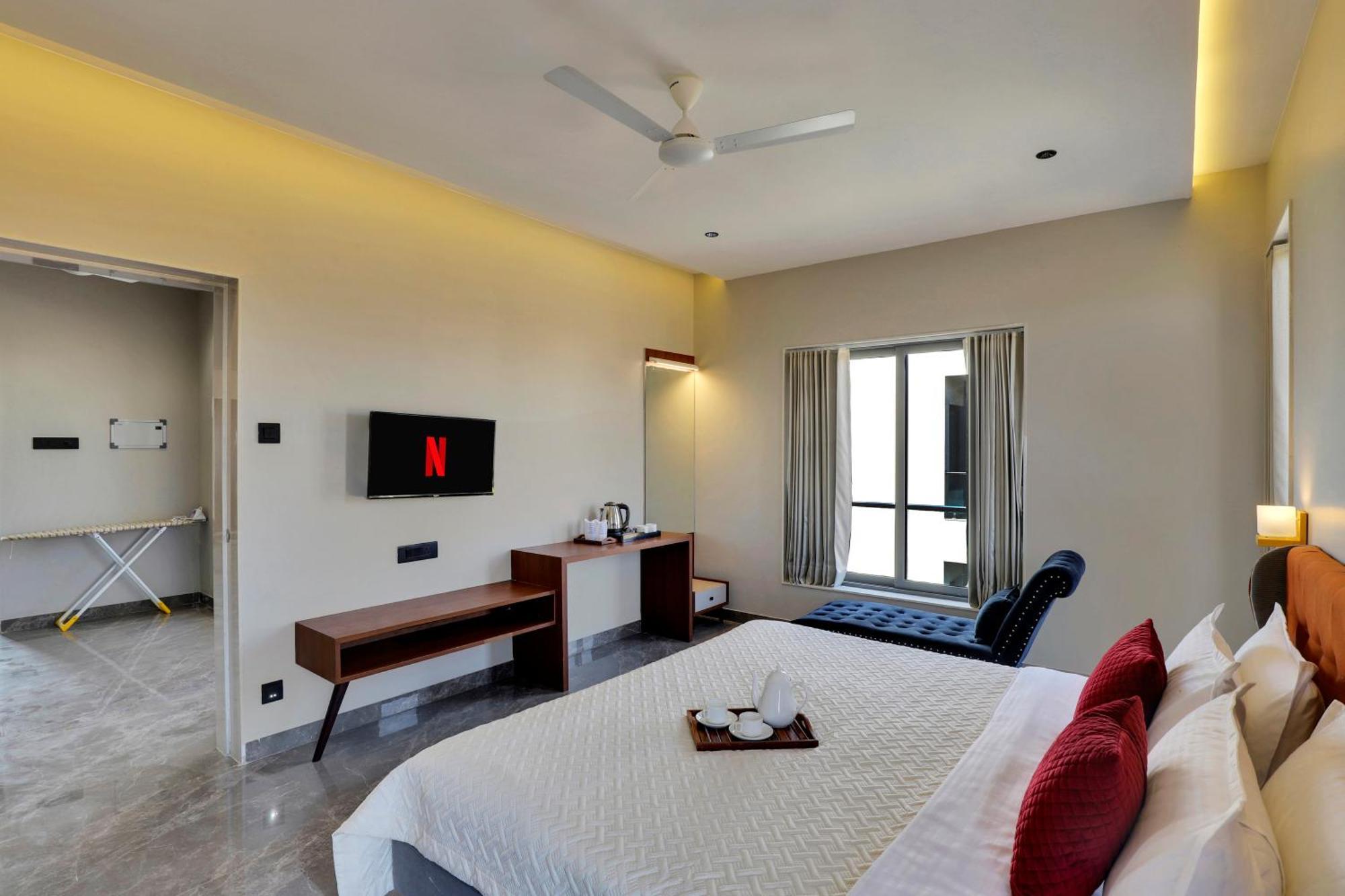 Goverdhan Greens Resort Dwarka L Hotels In Dwarka Esterno foto