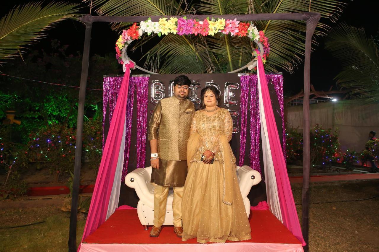 Goverdhan Greens Resort Dwarka L Hotels In Dwarka Esterno foto