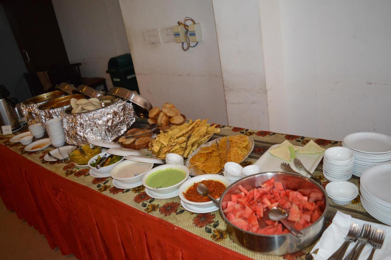 Goverdhan Greens Resort Dwarka L Hotels In Dwarka Esterno foto